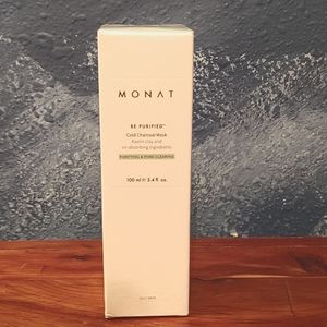 Monat Be purified Cold Charcoal Mask